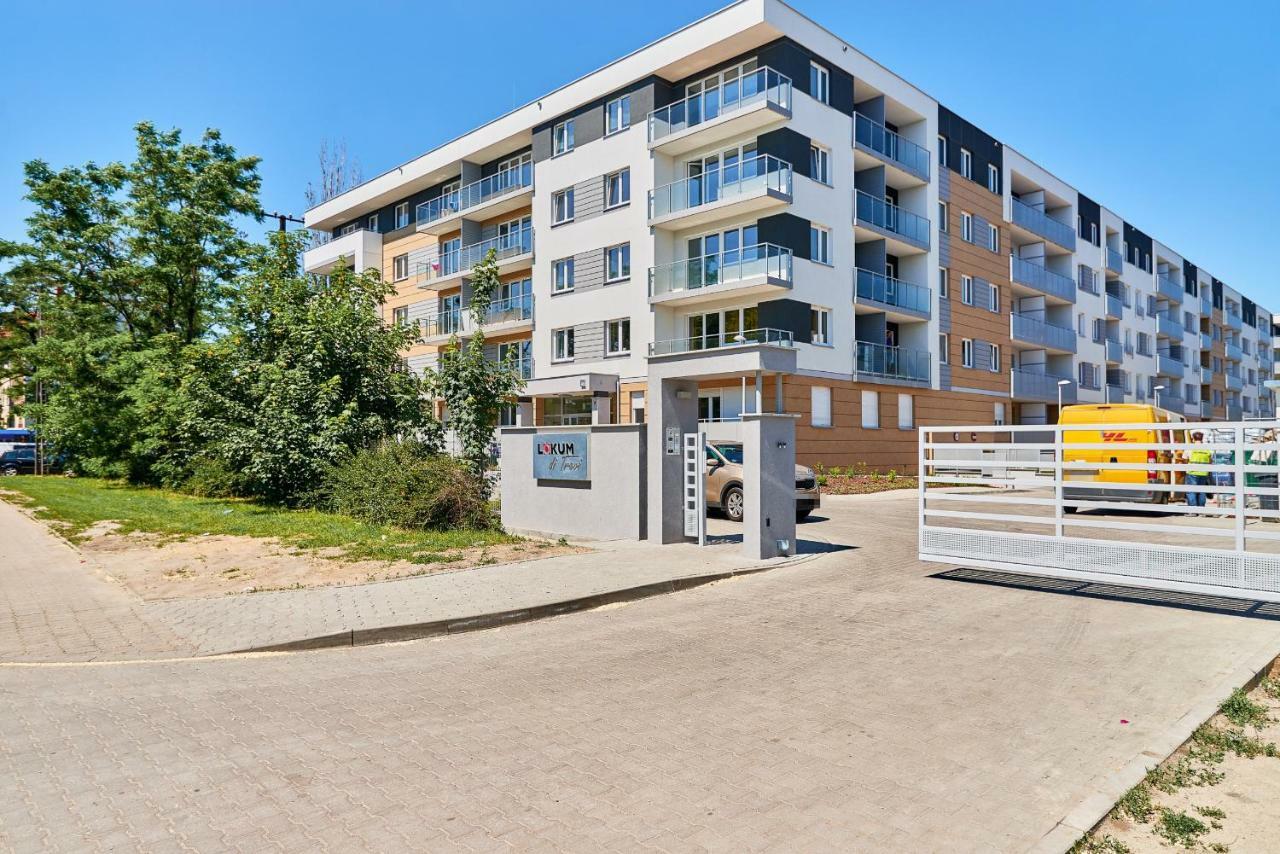 Vintage Apartment In New Estate With Parking - Krzyki Wroclaw By Noclegi Renters Екстер'єр фото